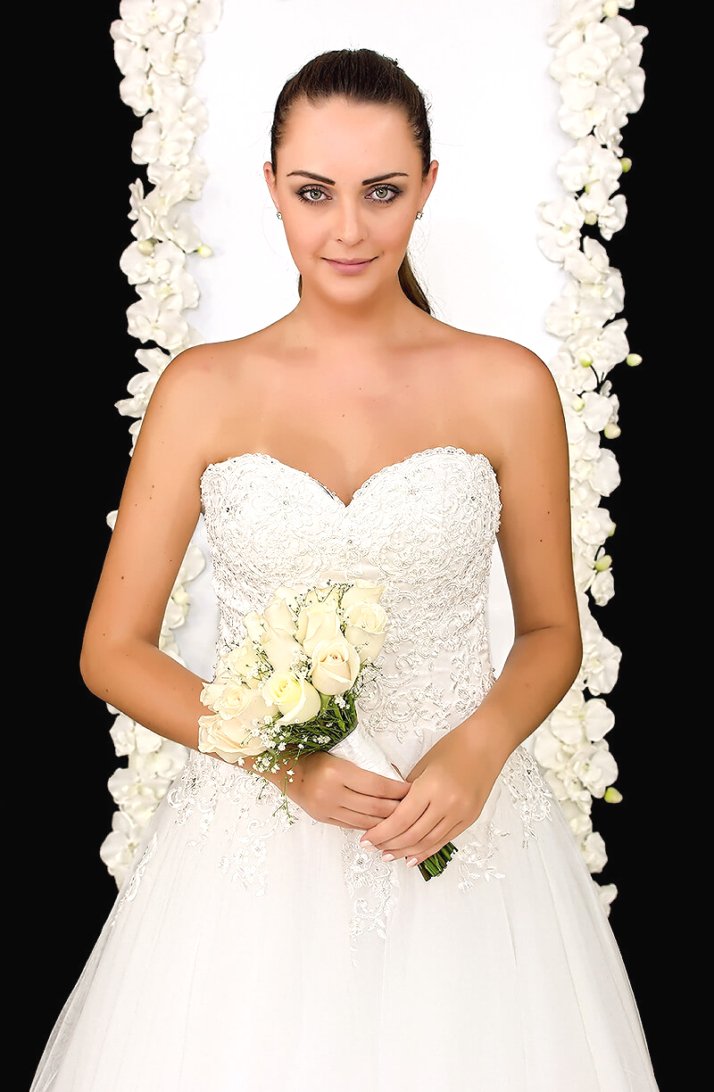 Vestido de Novia CALA - Elena Reynoso Cala es el vestido de novia que propone una mirada romántica y sofisticada
