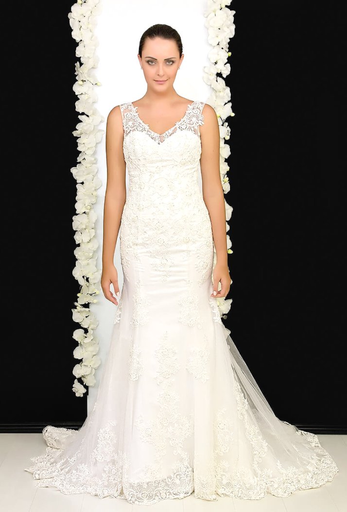 Vestido de Novia DARLA - Elena Reynoso Aplicaciones de encaje hechas a mano con perlas y cristales