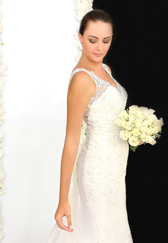 Vestido de Novia DARLA - Elena Reynoso Elegante, sensual y sofisticado, este vestido acentúa su figura