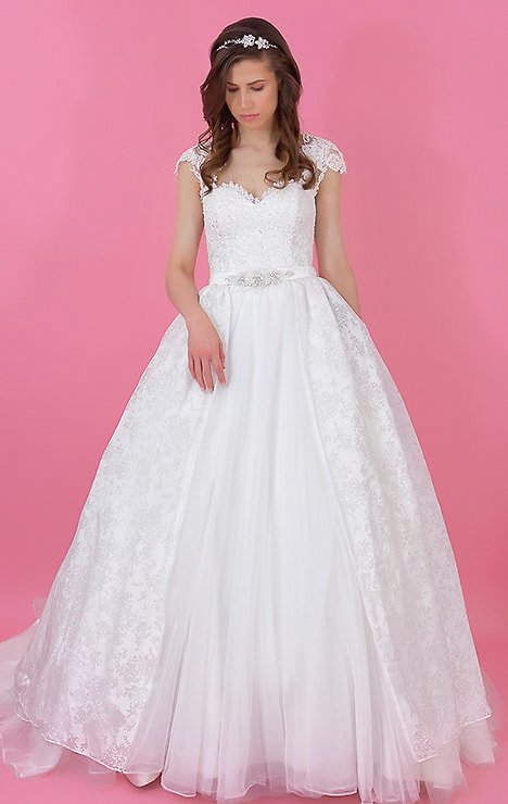 Vestido de novia con escote corazon