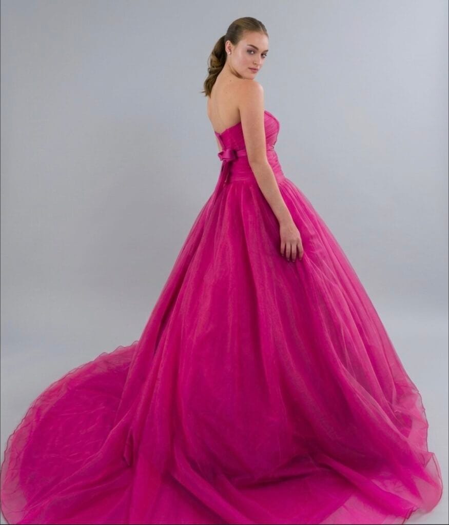 Vestido de 15 años color Fiusha Elena Reynoso