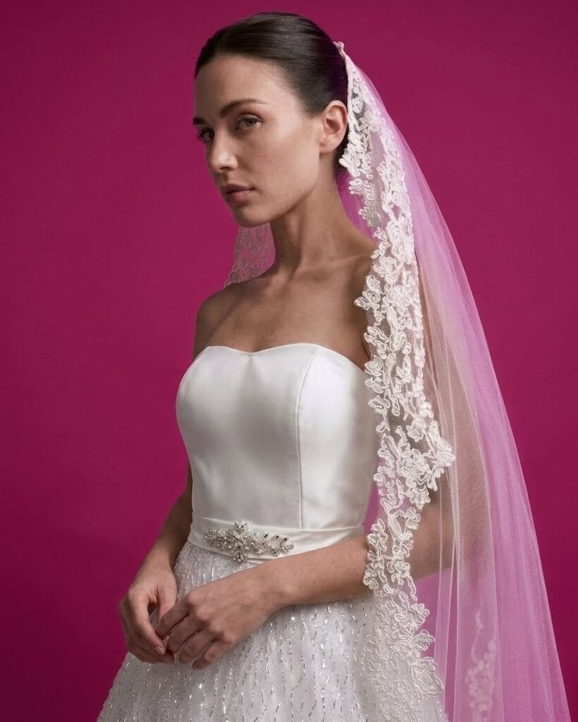 Vestido de novia moderno Elena Reynoso